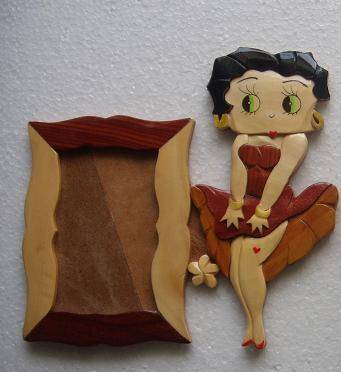 Details about   BETTY BOOP FUR COVERED PICTURE FRAME POP CULTURE NEW